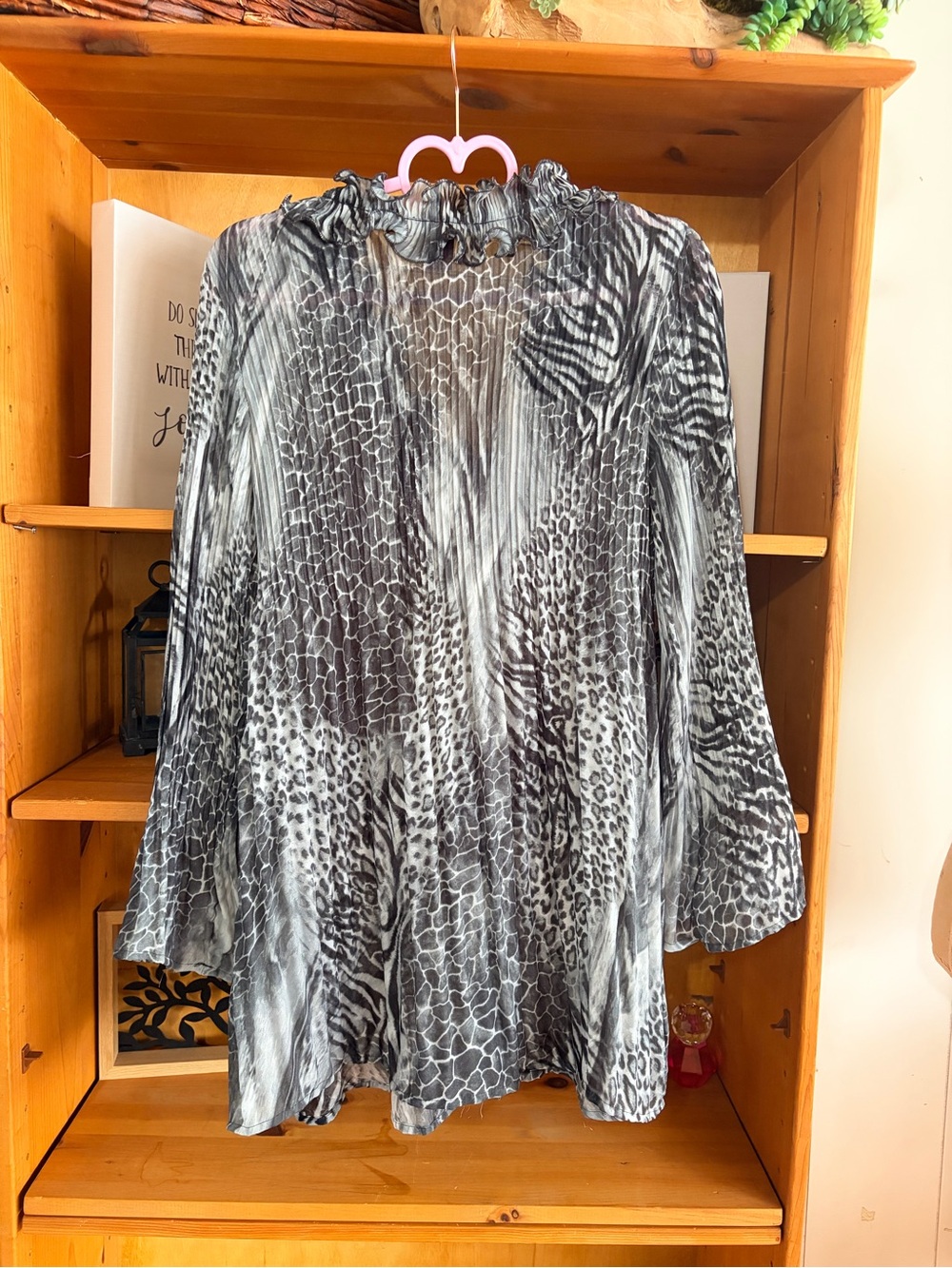 Vintage Y2K Sunny Leigh Animal Print Wimisigoth Sheer top Size M - Picture 4 of 6